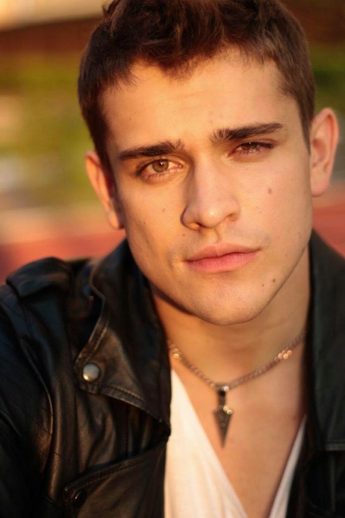 Максим Девізоров